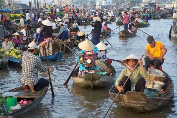 4 DAY TOUR MEKONG DELTA - DOWNSTREAM MEKONG DELTA PHNOM PENH - CHAU DOC - CAN THO - SAI GON