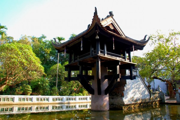 One-Pillar Pagoda (Chùa Một Cột)