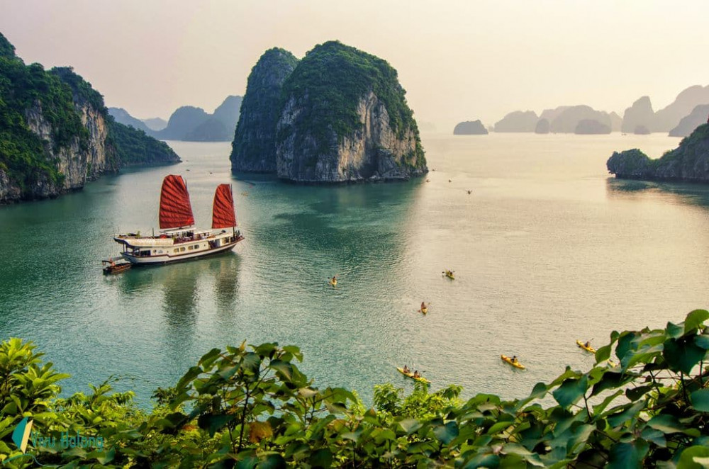 Thien Canh Son cave 4