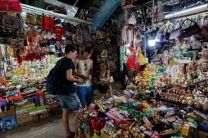 Dong Ba Market – One Of The Romantic Hue’s Symbols 2 196