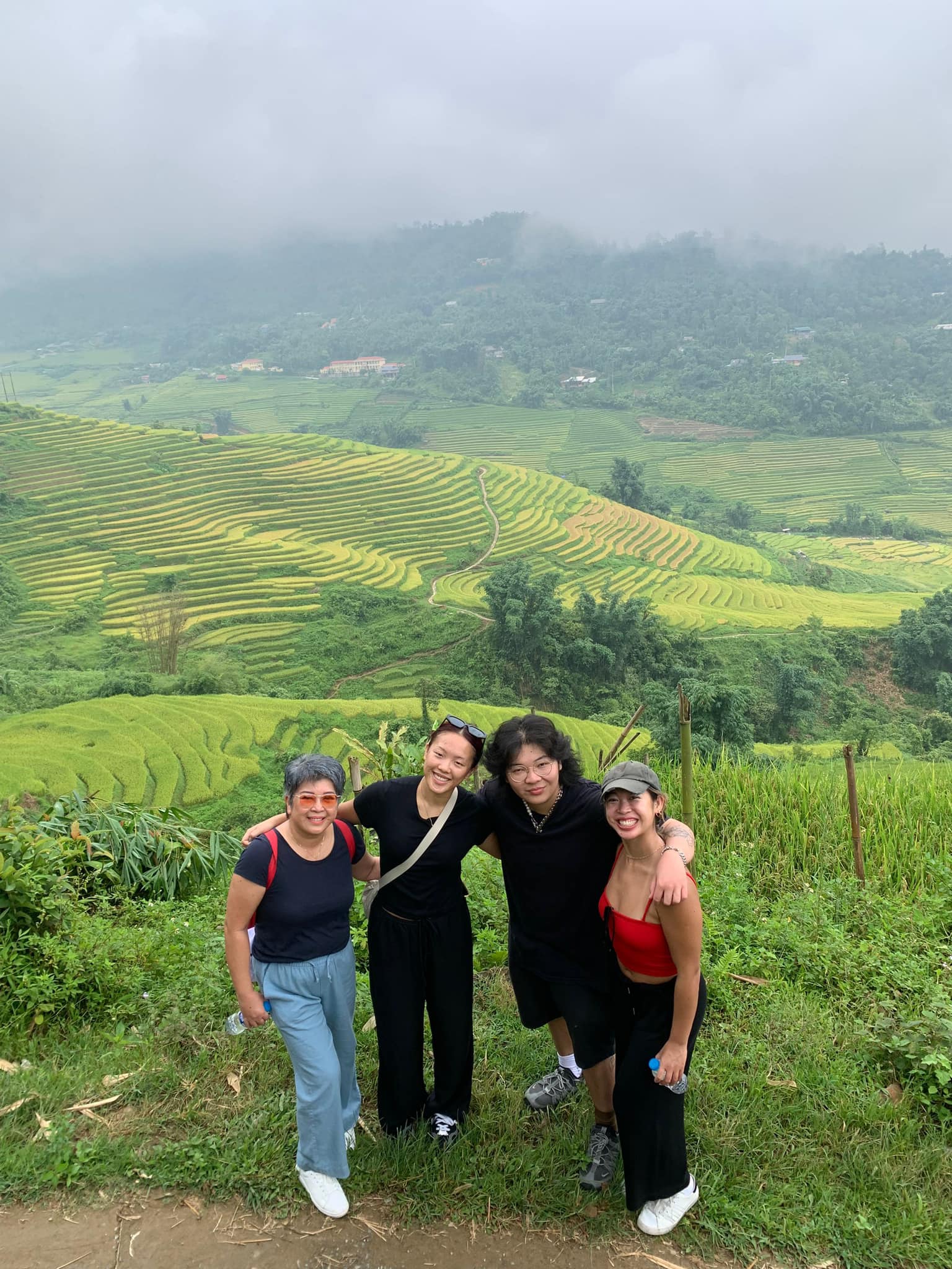 364795631 705878208216791 2449115196398914100 n