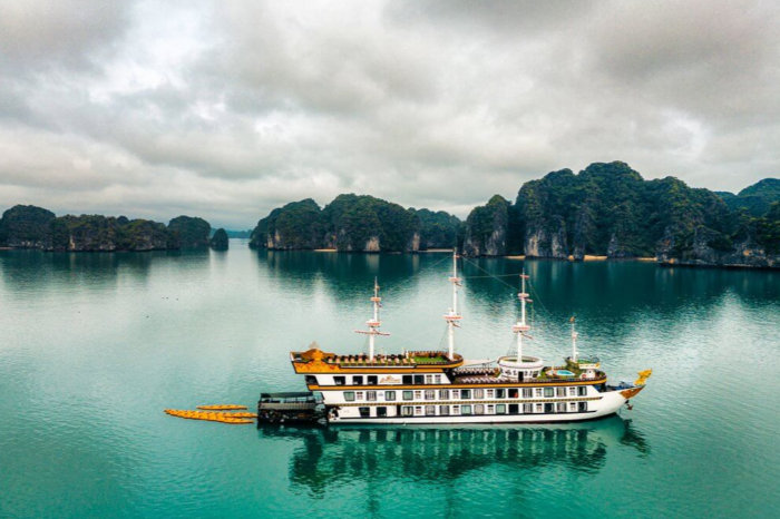 Luxury 14 Days VietNam Immersion Trip