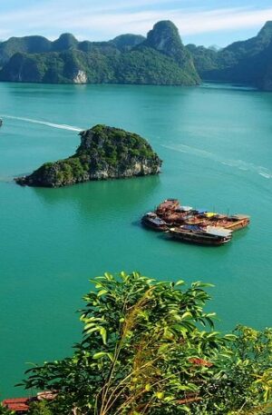 Ha Long Bay