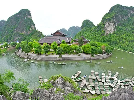 Bai Dinh, The Biggest Pagoda In Asean 2 bai dinh 3
