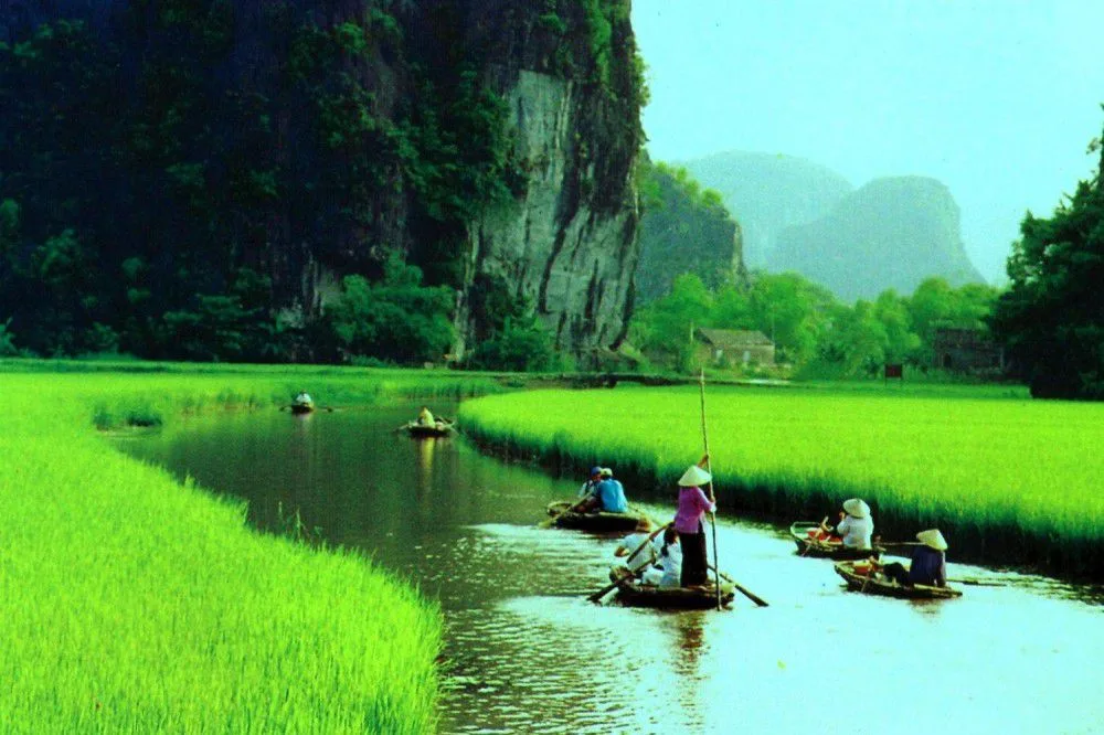 Ninh Binh Province – A Huge Tourism Potential 1 ninh binh