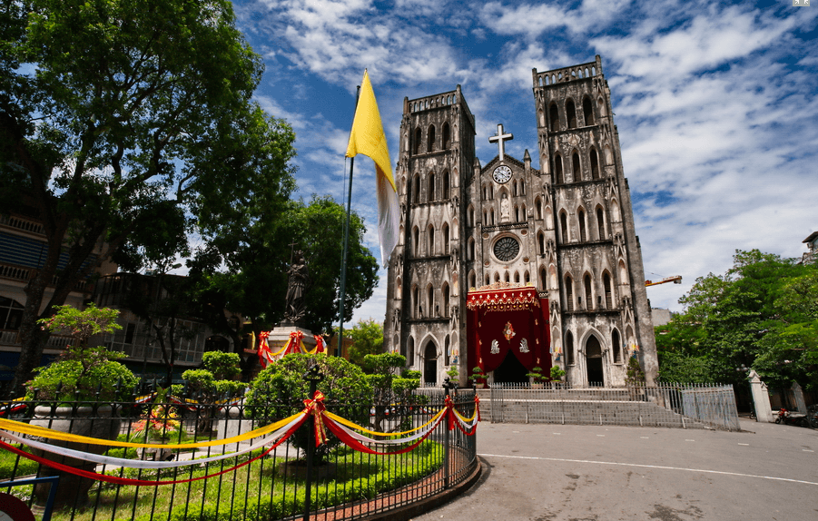Hanoi Cathedral - A Witness Of The History In Hanoi 2 ntho hnoi 1
