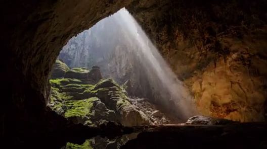 Son Dong, The World's Largest Cave 2 son dong 3