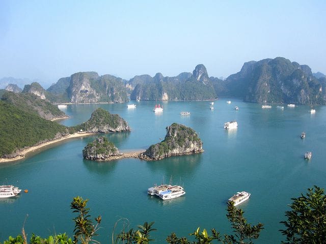 Ti Top Island: An indispensable destination in Halong Bay 2 titop2